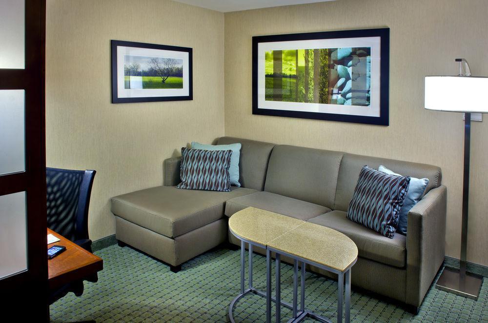 Springhill Suites Long Island Brookhaven Bellport Ngoại thất bức ảnh
